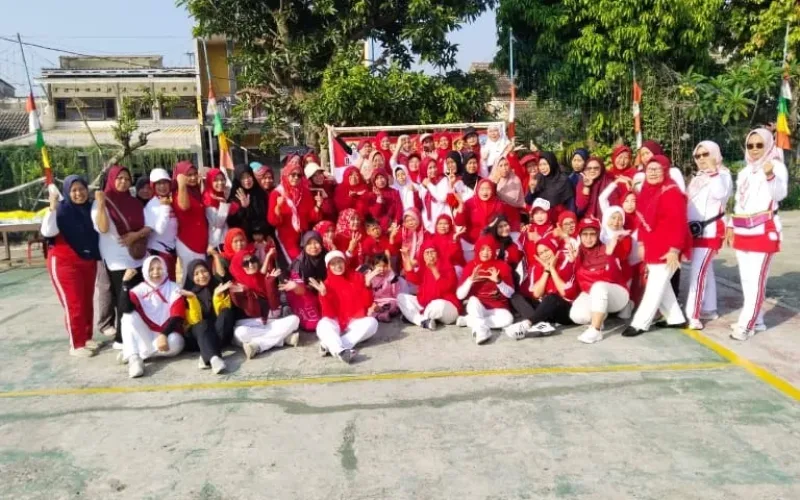 Semangat HUT RI ke-80, Warga RW 12 Bojong Baru Gelar Lomba Kebersihan