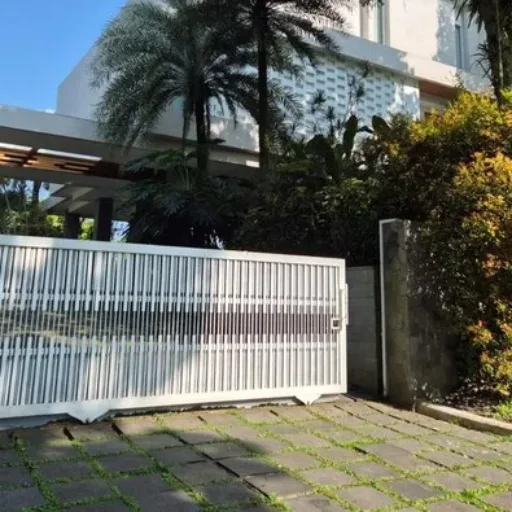 Kejagung Sita Rumah Mewah Riza Chalid di Kasus Korupsi Rp285 Triliun