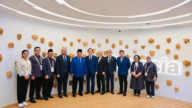 Presiden Prabowo Subianto Singgah Untuk Refuel Bahan Bakar Beberapa Jam di Osaka