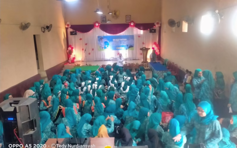 Bersinergi Lewat Harmoni ,Paduan Suara Desa Kersamanah Mrrishkqn HUT RI ke-80