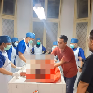 Kecelakaan Jalur Rel Leles,Polsek Kadungora Evakuasi Korban Tertemper Kereta Api