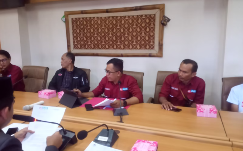 Deni Gartiwa, Pimpinan Redaksi Garut 60detik, Dorong Sinergi Media dan Pemerintah Daerah dalam Diskusi Bersama DPRD dan Pejabat Terkait