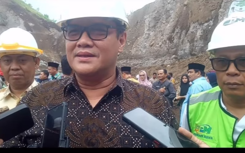 Komitmen Bersama Jaga Kelestarian Alam: Kemenag Jabar Hadiri Program Penanaman Pohon di Lahan Reklamasi Tambang