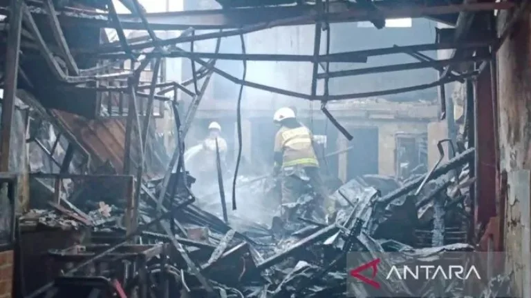 Kebakaran Ruko di Fatmawati, Kerugian Capai Rp1,2 Miliar