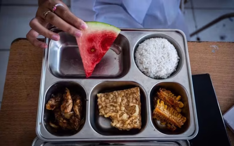 Menu Hiu Goreng Program MBG di Ketapang Jadi Sorotan Usai Keracunan