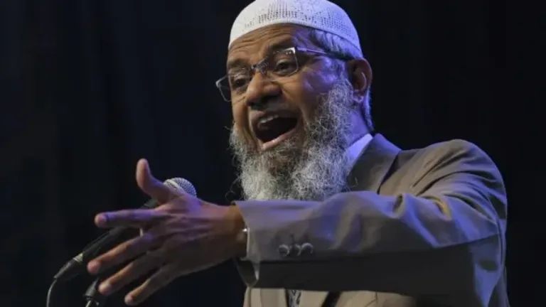 Isu Zakir Naik Terjangkit AIDS Dibantah Kuasa Hukumnya