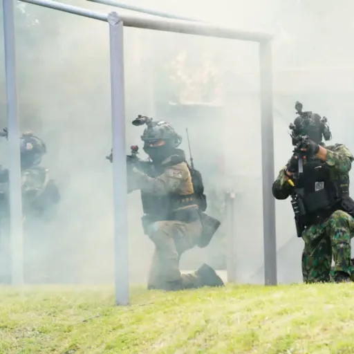 Aksi Prajurit Marinir Pukau Panglima Australia