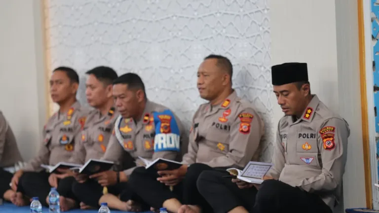 Polres Garut Gelar BINROHTAL, Tingkatkan Iman Dan Taqwa Personil