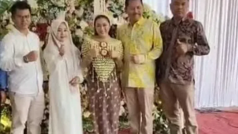 Momen Penuh Doa dan Kebahagiaan Jelang Hari Istimewa Keluarga Besar Yogi Sugiat