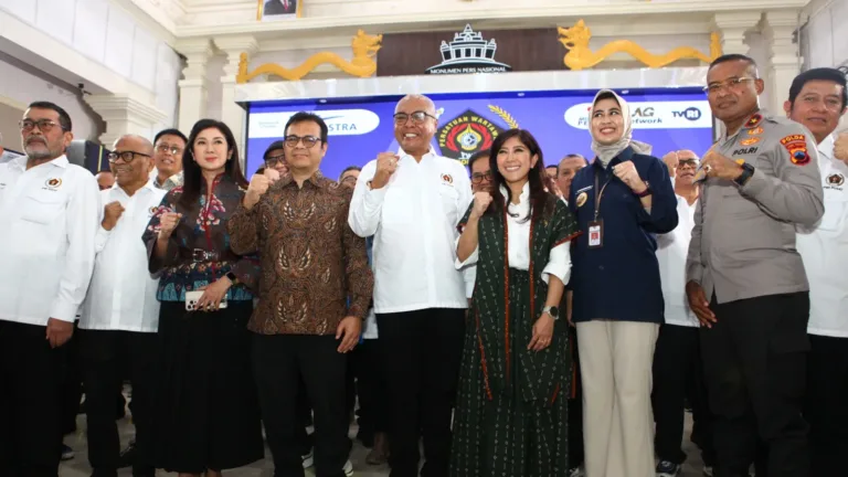 Menkomdigi Meutya Hafid Saksikan Pengukuhan Kepengurusan PWI Pusat