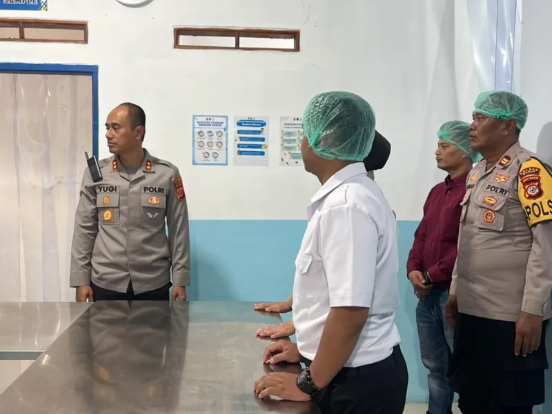 Kapolres Tinjau Dapur SPPG, Pastikan Kualitas Gizi Dan Kebersihan Makanan