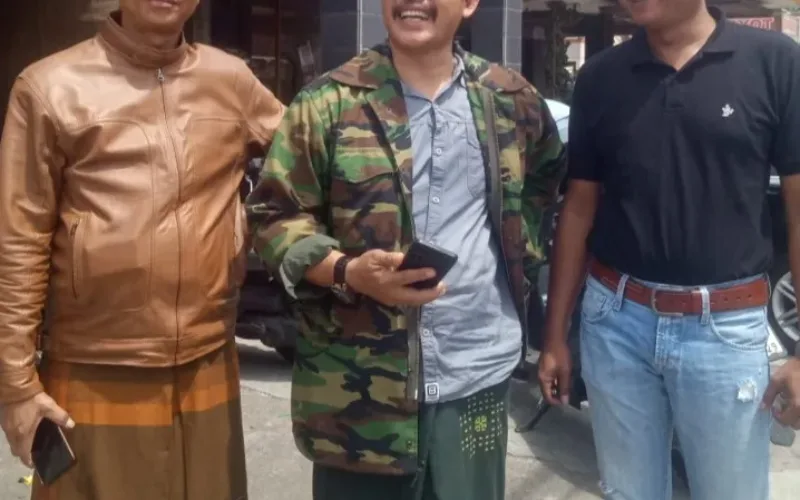 Wak Aceng Beton, Ketua Ikatan Santri Pondok Pesantren (ISPP) Kabupaten Garut, Kecewa Berat Kepada Pihak Tonny Kusmanto