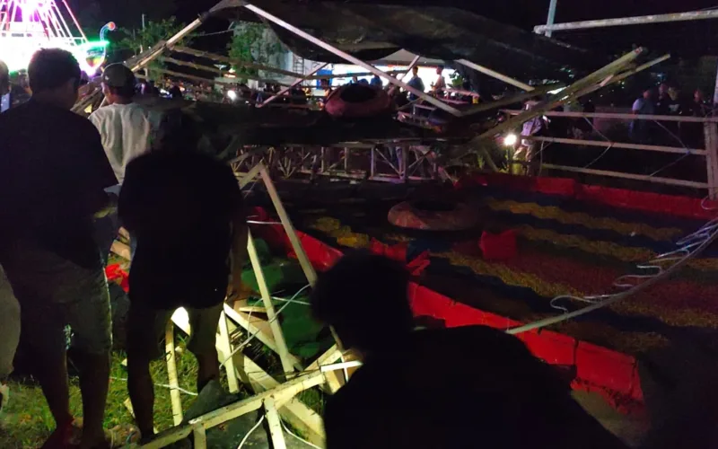 Wahana Perosotan Pelangi Ambruk di Air Upas, 4 Orang Luka-Luka