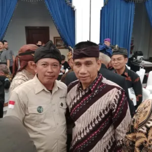 Berjumpa Wamendagri, Kang Oos Supyadin Sampaikan harapan Terwujudnya Pemekaran Garsel