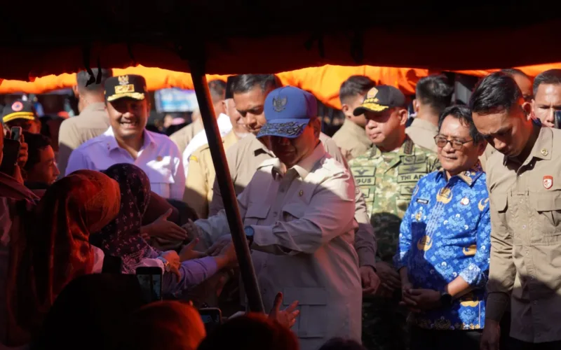 Presiden RI Tinjau Lokasi Bencana Tapanuli Tengah dan Padang