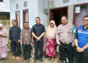 Camat Wanaraja Kunjungi Salahsatu Warga Korban Banjir Di Aceh
