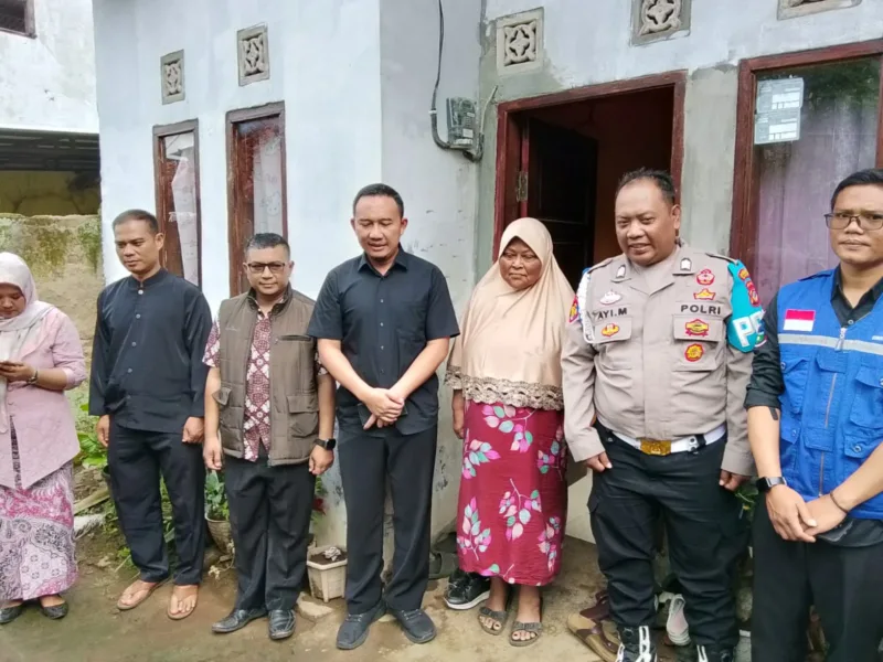 Camat Wanaraja Kunjungi Salahsatu Warga Korban Banjir Di Aceh