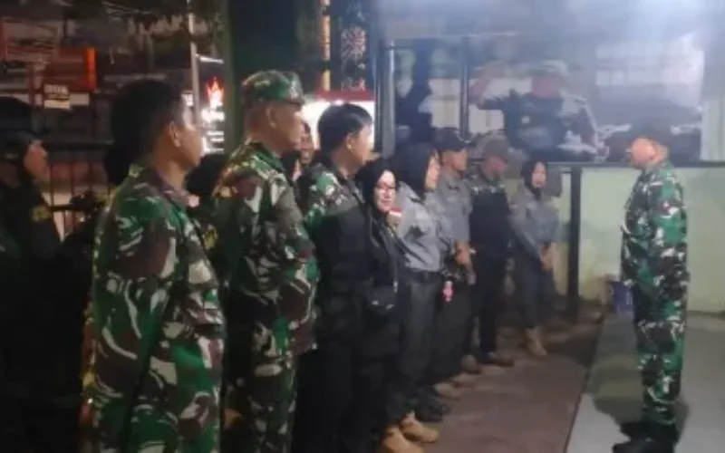 Koramil 1408-09/Tamalate Gelar Patroli Bersama, Jaga Keamanan dan Ketertiban Warga di Wilayah Kecamatan Tamalate   