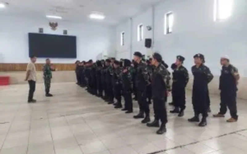 Banteng Komando KODIM 1408/MKS Laksanakan Apel Pengecekan Personil Dalam Rangka Pengamanan NATARU Tahun 2025   