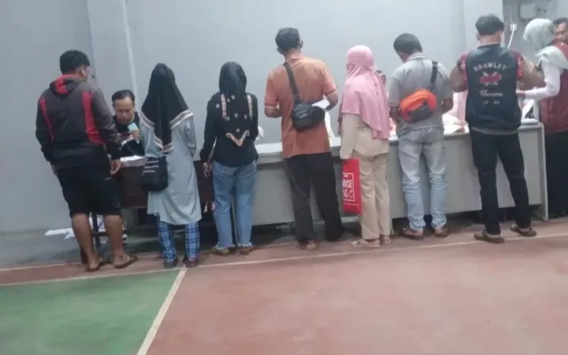 Kpm Sekecamatan Salawu Bahagia Sa’at Menerima BLT Kesra Tahap Akhir.