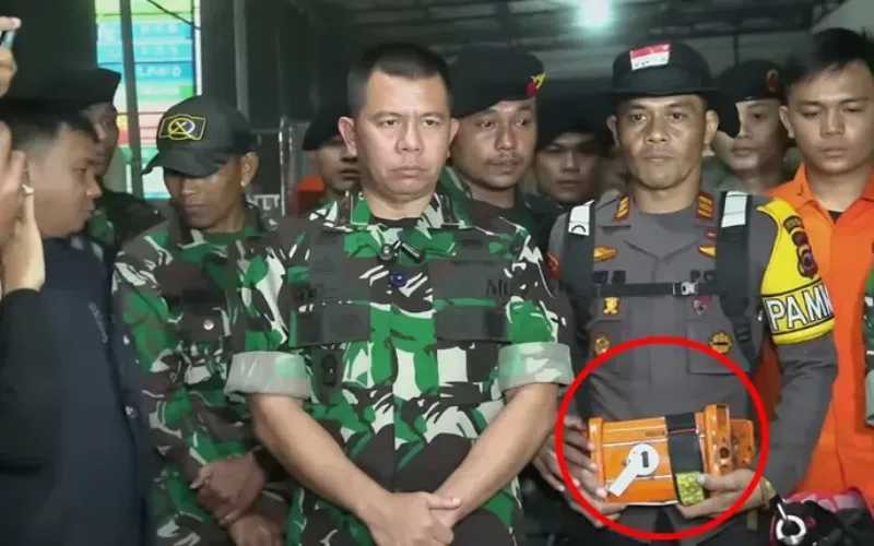 Perangkat Oranye Diduga Black Box ATR 42-500 Ditemukan di Gunung Bulusaraung