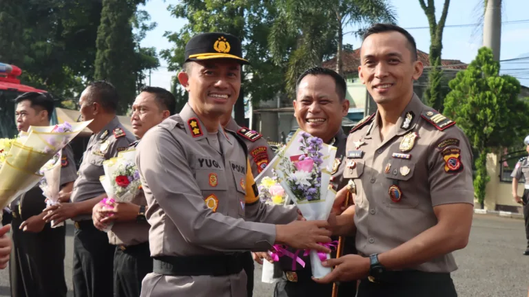 139 Personel Naik Pangkat, Kapolres Garut Tekankan Profesional Dan Pengabdian