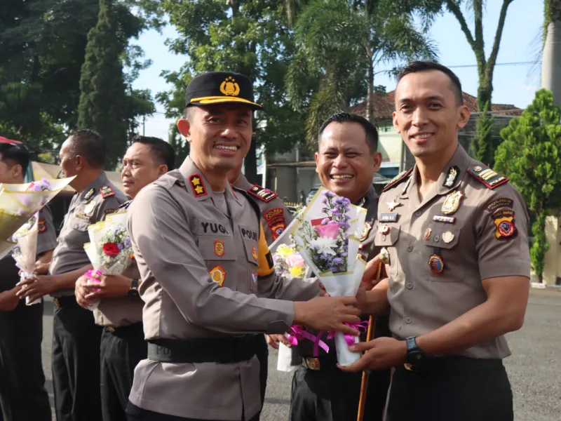 139 Personel Naik Pangkat, Kapolres Garut Tekankan Profesional Dan Pengabdian