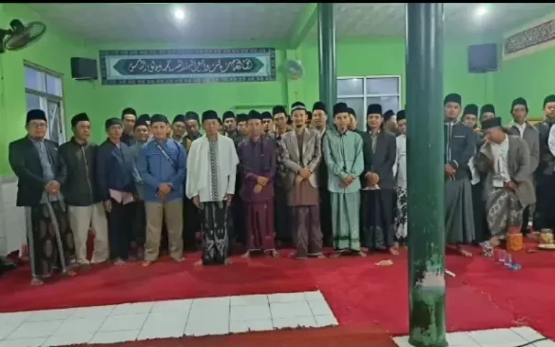 Ponpes AL-Bukhoriyyah Gelar Tabligh Akbar Peringati Isra Mi’raj Dan Reuni Akbar Alumni
