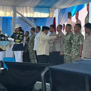 Kapolres Garut Raih Penghargaan Dari Presiden RI Atas Dukungan Swasembada Pangan 2025