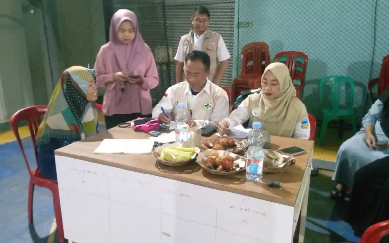 Screening katarak, Puskesmas Citeras sambangi warga Desa Cibunar