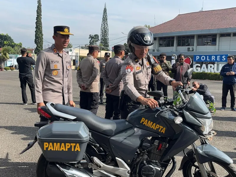 Tingkatkan Mobilitas Dan Kesiapsiagaan, Polres Garut Serahkan Kendaraan Dinas R2 Untuk Samapta Dan Bhabinkamtibmas