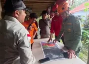 Tim SAR Bersama TNI Polri BPBD di Bantu Relawan Masih Terus Melakukan Pencarian pesawat ATR 42-500 Yang  Hilang Kontak di Wilayah Maros