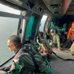 Lanud Sultan Hasanuddin Kerahkan Helikopter Caracal Boeing Intai Strategis, Jatuhnya Pesawat ATR 42-500 Berhasil Diidentifikasi