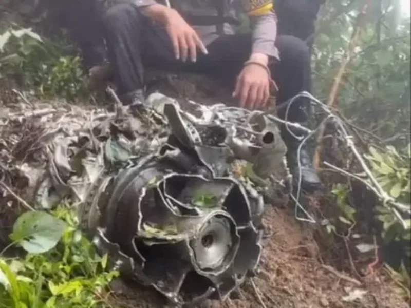 Ditebing Curam Tim SAR : Pesawat ATR 42-500 Ditemukan, Dijurang Kedalaman 500 M Gunung Bulusarung