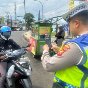 Satlantas Polres Garut Terapkan ETLE Handheld