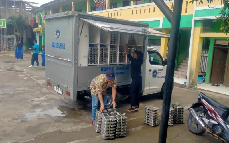 SMP IT Bina Insan Cendikia Terima Manfaat MBG