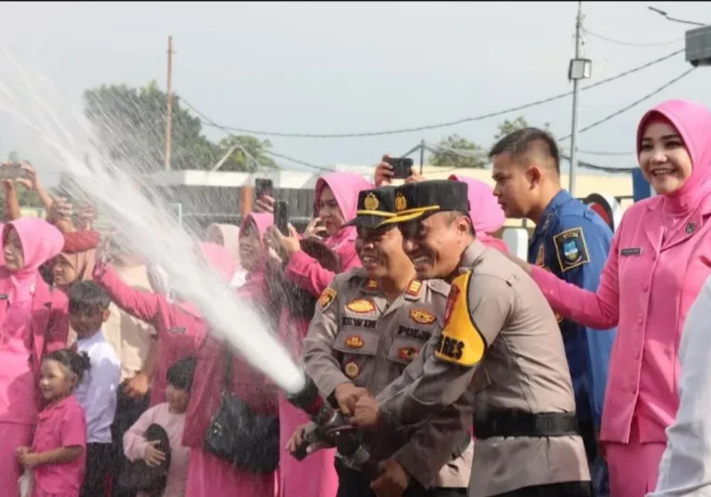 Kepala Dinas Damkar Turut Bangga dan Ucapkan Selamat kepada 139 Personel Polres Garut atas Kenaikan Pangkat