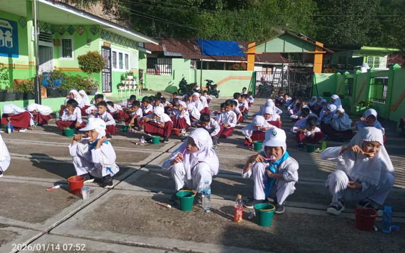 Puskesmas Padang Tarok Sambangi SD N 07 Mancuang