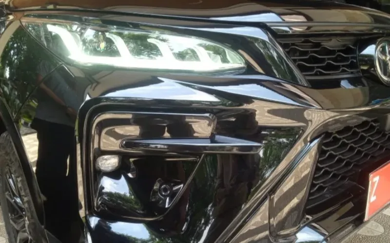 Mobil Mewah Pribadi Berpelat Merah: Simbol Keangkuhan Birokrasi di Atas Derita Rakyat Garut