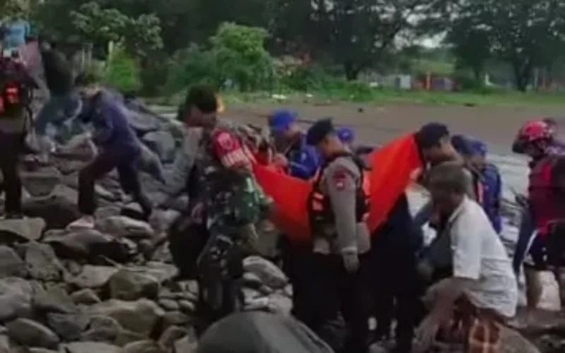 Bocah 5 Tahun Ditemukan Meninggal Dunia Usai Tenggelam di Laut Barombong Makassar