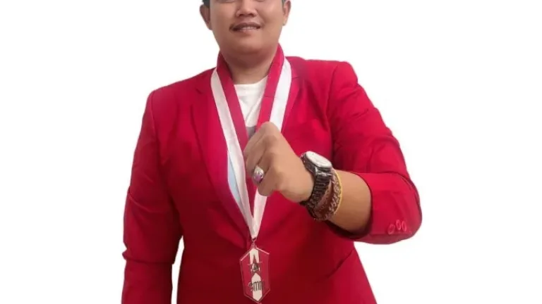 Warga Karangpawitan dan Banyuresmi Adukan Pelaksanaan PTSL ke GMNI Garut