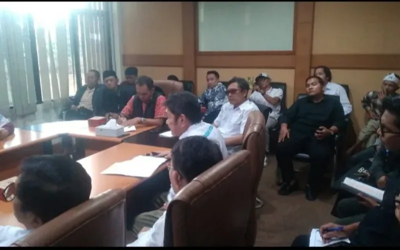 Lahan Eks HGU PT Condong di Kantor Sekda Garut, Masyarakat Desa Tegal Gede Sampaikan Tuntutan Keadilan Hak Garapan