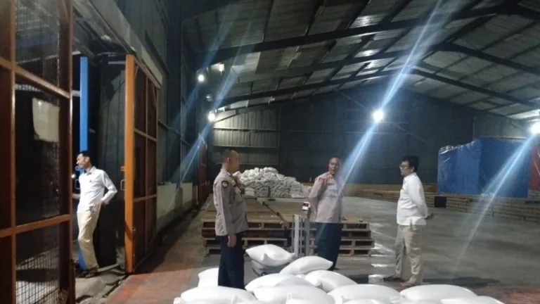 Polsek Sukawening Kawal Serapan Jagung Bulog, Total 12 Ton Dukung Ketahanan Pangan Garut