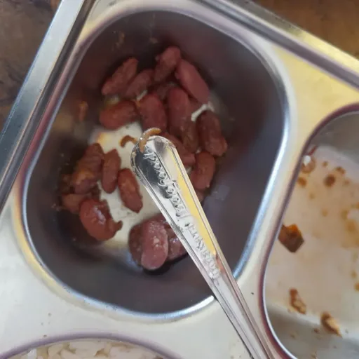 Miris Ada Belatung Di Sajian MBG Karang Mukti Salawu