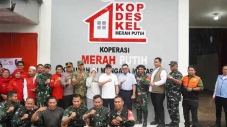 Menteri Koordinator Bidang Pangan RI Tinjau KKMP di Kecamatan Tamalate Makassar