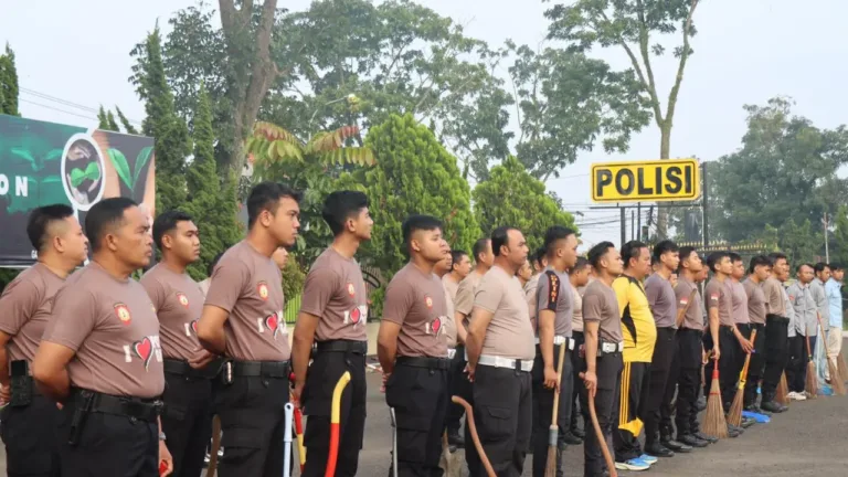 Polres Garut Gelar Korve Bersama, Wujudkan Lingkungan Bersih Dan Perkuat Soliditas Personel