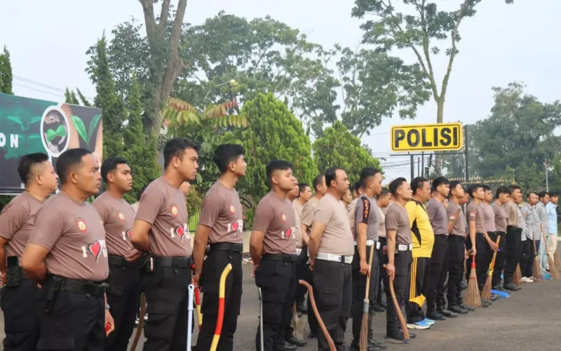 Polres Garut Gelar Korve Bersama, Wujudkan Lingkungan Bersih Dan Perkuat Soliditas Personel