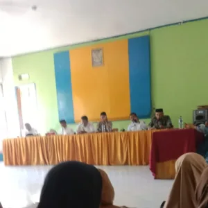 Majelis Taklim Di Balai Desa Sukamulya Disambut Antusias Warga