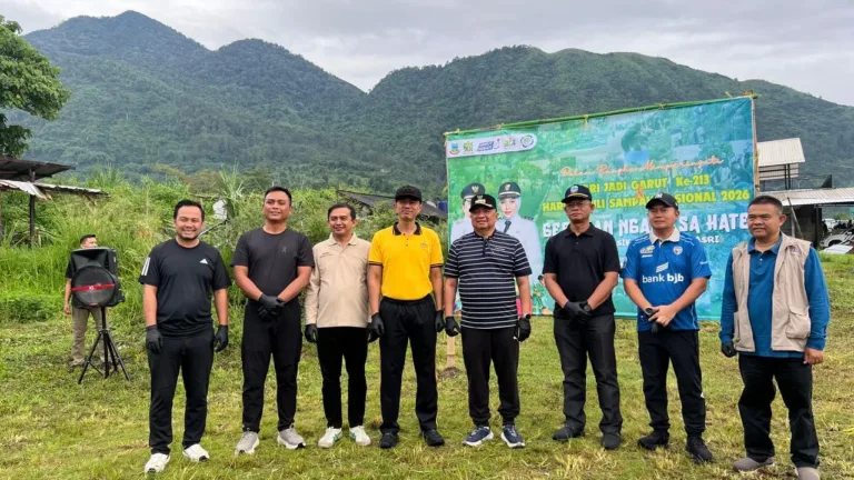 Polres Garut Bersama Instansi Terkait Aksi Bersih Lingkungan, Wujud Nyata Kepedulian Di Hari Jadi Garut Ke-213