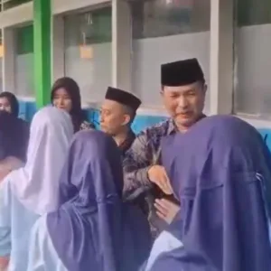Menjelang Bulan Suci Ramadhan, SMPN 1 Sukawening Mengadakan Kuramasan Dan Saling Memaafkan